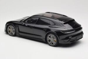 Porsche Taycan J1 Turbo S Cross Turismo Fekete Minichamps 1:18 155069300 Fém – 5. kép a 6-ből