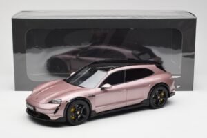 Porsche Taycan Turbo S Cross Turismo Metál Rózsaszín GT Spirit 1:18 GT440 Gyanta – 6. kép a 6-ből