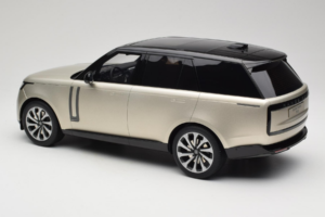 Range Rover L460 P530 Autobiography Sunset Gold GT Spirit 1:12 GT542 Gyanta – 5. kép a 6-ből
