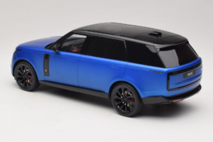 Range Rover P615 SV Velocity Blue GT Spirit 1:18 GT540 Gyanta – 5. kép a 6-ből