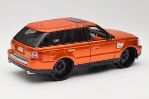 Range Rover Sport L320 Narancssárga Maisto 1:18 31081 Fém – 3. kép a 8-ből
