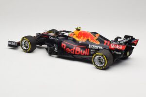 Red Bull Racing Honda RB16B #11 S. Perez Mexican GP 2021 Minichamps 1:18 110211911 Fém – 5. kép a 6-ből