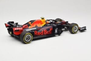 Red Bull Racing RB16 #23 A. Albon 4th Place Styrian GP 2020 Minichamps 1:18 110200223 Fém – 2. kép a 6-ből
