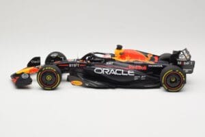 Red Bull Racing RB19 #1 M. Verstappen Winner Monaco GP 2023 Minichamps 1:18 110230701 Fém – 3. kép a 6-ből