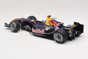 Red Bull RB1 Cosworth #14 D. Coulthard Red Bull Racing Showcar 2005 Minichamps 1:18 100050084 Fém – 5. kép a 7-ből