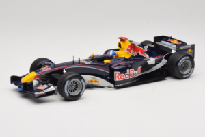 Red Bull RB1 Cosworth #14 D. Coulthard Red Bull Racing Showcar 2005 Minichamps 1:18 100050084 Fém