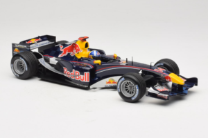 Red Bull RB1 Cosworth #14 D. Coulthard Red Bull Racing Showcar 2005 Minichamps 1:18 100050084 Fém – 4. kép a 7-ből