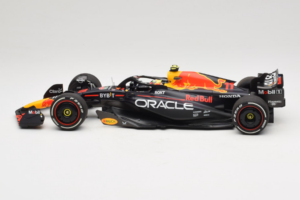 Red Bull RB19 #11 S. Perez Oracle Red Bull Racing Saudi Arabian Grand Prix Winner 2023 Minichamps 1:18 110230111 Gyanta – 3. kép a 6-ből