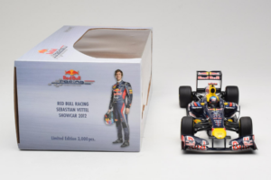 Red Bull RB8 Renault #1 S. Vettel Red Bull Racing Showcar 2012 Minichamps 1:18 110120071 Fém – 6. kép a 7-ből