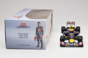 Red Bull RB8 Renault #2 M. Webber Red Bull Racing Showcar 2012 Minichamps 1:18 110120072 Fém – 6. kép a 7-ből