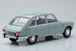 Renault 16 Világoskék Norev 1:18 185131 Fém – 3. kép a 8-ből