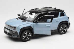 Renault 4 E-Tech Electric Cloud Blue Norev 1:18 185521 Fém – 2. kép a 8-ből