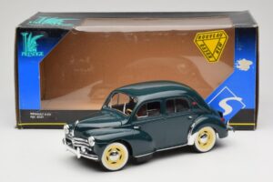 Renault 4CV Zöld Solido 1:18 8047 Fém – 6. kép a 6-ből