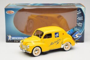 Renault 4CV Michelin Yellow Solido 1:18 82002 Fém – 6. kép a 6-ből