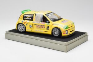 Renault Clio Sport #2 E. Rangoni Renault Clio Trophy Winner 2000 Universal Hobbies 1:18 7711218616 Fém – 4. kép a 6-ből