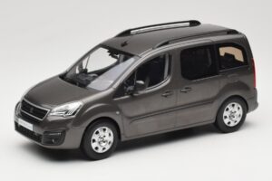 Renault Juvaquatre Break 300 kg Elefántcsont Norev 1:18 185260 Fém