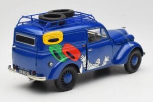 Renault Juvaquatre Michelin Blue Solido 1:18 82008 Fém – 3. kép a 8-ből