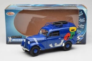 Renault Juvaquatre Michelin Blue Solido 1:18 82008 Fém – 8. kép a 8-ből