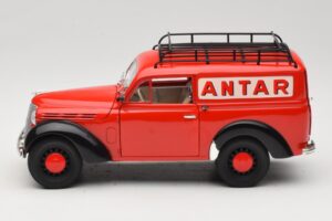 Renault Juvaquatre Utilitaire Piros Solido 1:18 8424 Fém – 4. kép a 8-ből