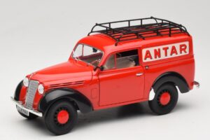 Renault Juvaquatre Utilitaire Piros Solido 1:18 8424 Fém