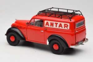 Renault Juvaquatre Utilitaire Piros Solido 1:18 8424 Fém – 7. kép a 8-ből
