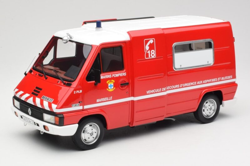 Renault Master T30 VSAB Tűzoltóság Piros Otto 1:18 OT1107 Gyanta