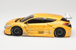 Renault Megane Trophy Showcar Sárga Eurocup Megane Trophy 2011 Norev 1:18 185109 Fém – 4. kép a 8-ből