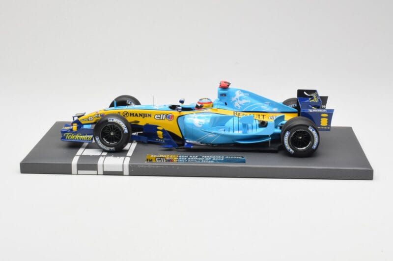Renault R25 #5 F. Alonso 2nd Place British GP 2005 Minichamps 1:18 117051105 Fém