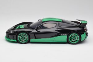 Rimac Nevera Record Monochrome Fekete GT Spirit 1:18 GT916 Gyanta – 3. kép a 6-ből