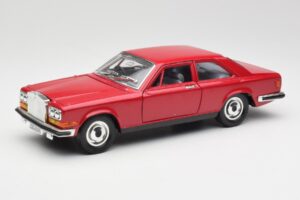 Rolls-Royce Camargue Piros Bburago 1:22 3001 Fém