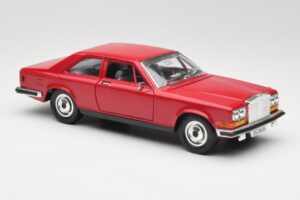 Rolls-Royce Camargue Piros Bburago 1:22 3001 Fém – 6. kép a 8-ből