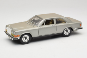Rolls-Royce Camargue Ezüst Bburago 1:18 3001-M2 Fém