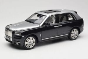 Rolls-Royce Cullinan Fekete & Ezüst OEM 1:18 ROLLS001 Fém