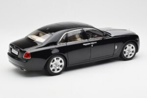 Rolls-Royce Ghost Fekete & Ezüst Kyosho 1:18 008802BKS2 Fém – 3. kép a 8-ből