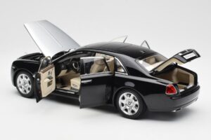 Rolls-Royce Ghost Fekete & Ezüst Kyosho 1:18 008802BKS2 Fém – 5. kép a 8-ből