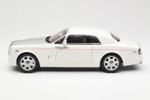 Rolls-Royce Phantom Coupe English Fehér Ezüst Kyosho 1:18 08861EW Fém – 4. kép a 8-ből
