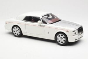 Rolls-Royce Phantom Coupe English Fehér Ezüst Kyosho 1:18 08861EW Fém – 6. kép a 8-ből