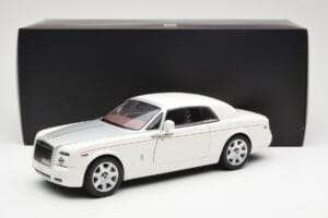 Rolls-Royce Phantom Coupe English Fehér Ezüst Kyosho 1:18 08861EW Fém – 8. kép a 8-ből