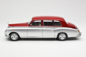 Rolls-Royce Phantom VI Ezüst Piros Kyosho 1:18 08905SR Fém – 4. kép a 8-ből