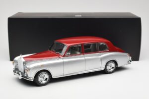 Rolls-Royce Phantom VI Ezüst Piros Kyosho 1:18 08905SR Fém – 8. kép a 8-ből