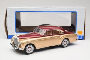 Rolls-Royce Silver Cloud III Flying Spur H.J. Mulliner Piros & Arany MCG 1:18 MCG18132 Fém – 6. kép a 6-ből