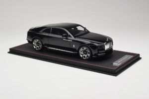 Rolls-Royce Spectre Fekete Df Model 1:18 REMC017 Gyanta – 4. kép a 6-ből