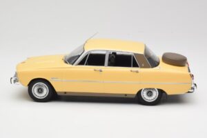 Rover 3500 V8 P6 Krém MCG 1:18 MCG18046 Fém – 3. kép a 6-ből