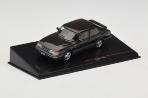 Saab 900 Turbo Fekete IXO 1:43 CLC577N Fém – 2. kép a 4-ből