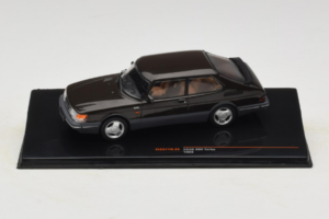 Saab 900 Turbo Fekete IXO 1:43 CLC577N Fém