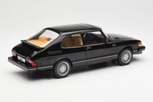 Saab 900 Turbo Fekete MCG 1:18 MCG18338 Fém – 2. kép a 6-ből