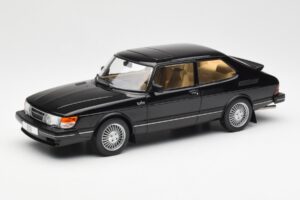 Saab 900 Turbo Fekete MCG 1:18 MCG18338 Fém
