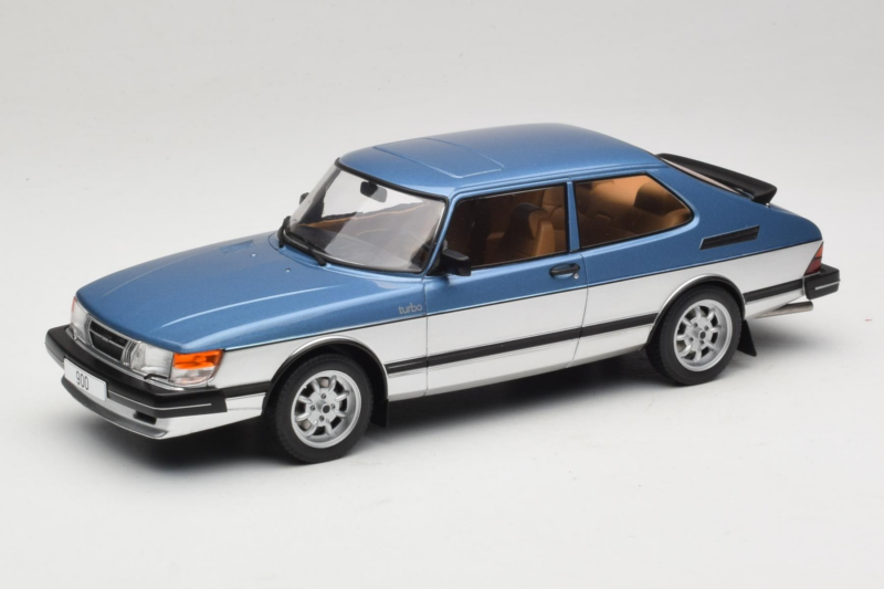 Saab 900 Turbo Blue Metallic MCG 1:18 MCG18261MCW Fém