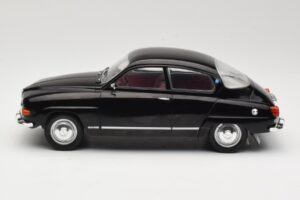 Saab 96 V4 Fekete MCG 1:18 MCG18063 Fém – 3. kép a 6-ből