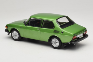 Saab 99 Metallic Zöld MCG 1:18 MCG18440 Fém – 5. kép a 6-ből